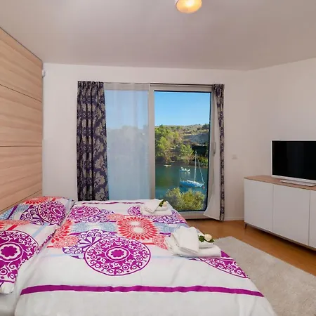 Luxury Beachfront Blue Star Of Brac With Private Pool At The On Brac Island - Villa