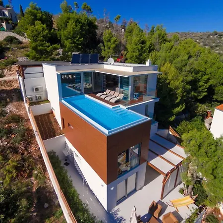 Luxury Seafront Blue Star Of Brac With Pool