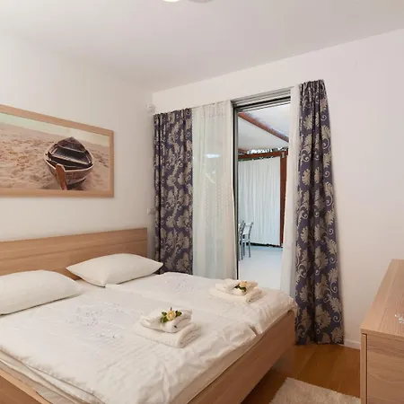 Luxury Beachfront Blue Star Of Brac With Private Pool At The On Brac Island - Bobovisca